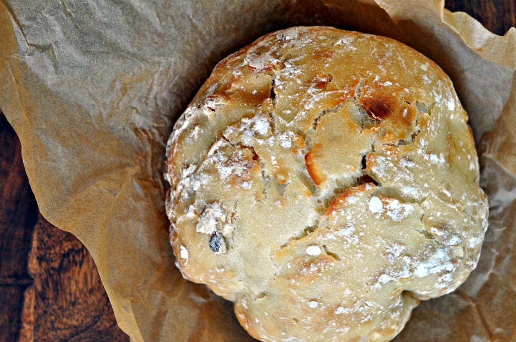 Dutch Oven Bread (No Knead)